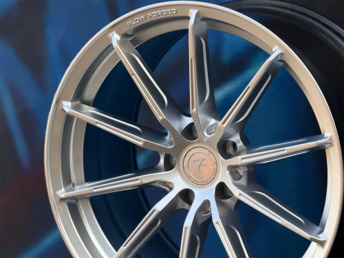 Комплект Titan Forged FA834 8,5j-19 5*120 et30 d72,6 и 9,5j-19 5*120 d72,6 HS