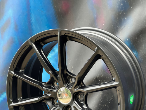 Комплект (4 шт) KoKo Wheels FF593 8j-18 5*112 ET38 d66,45 MB