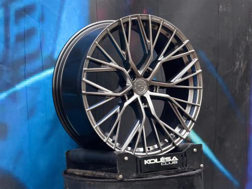 Комплект Titan Forged FA829 9,5j-19 5*120 et33 d72,6 и 8,5j-19 5*120 d72,6 HB