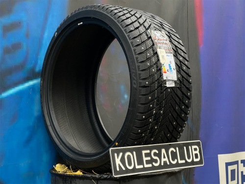 Arivo Ice Claw ARW7 315/30 R22 107T