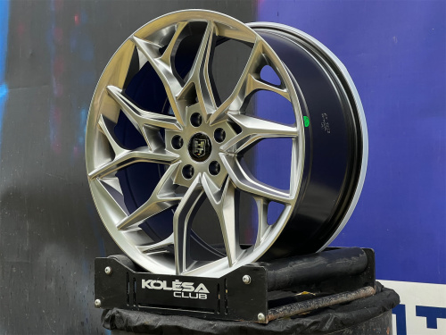 Комплект (4 шт) Khann Design DUX14 8,5j-19 5*114,3 ET35 d67,1 HB