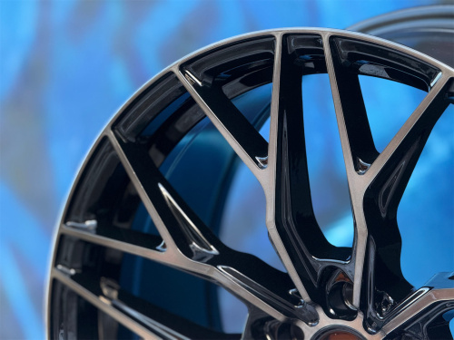 Z-performance Design ZP7 8,5j-19 5*114,3 ET35 d67,1 GBFL