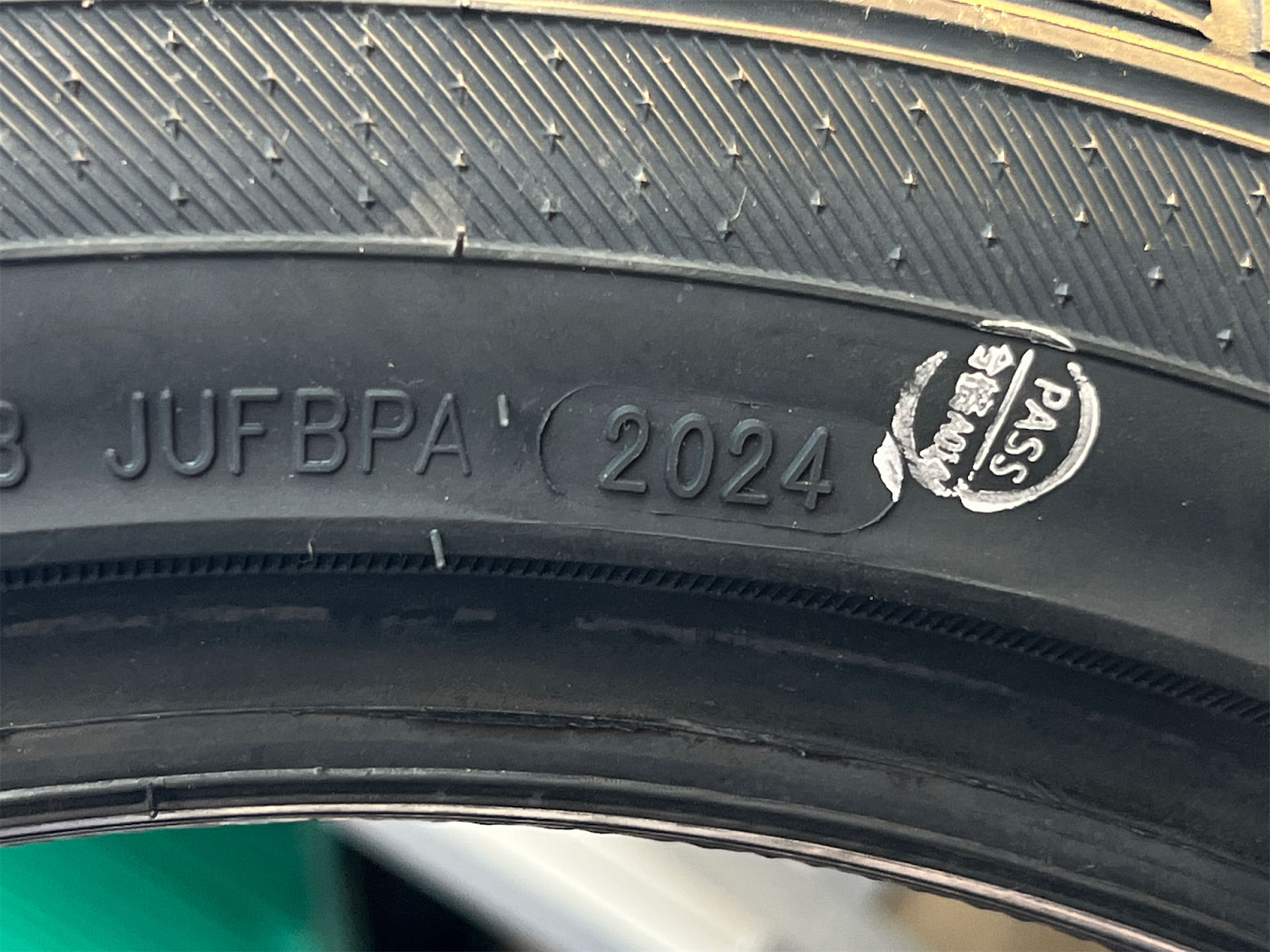 iLink Thunder U09 215/45 R17 91W