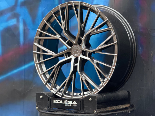 Комплект Titan Forged FA829 9,5j-19 5*120 et33 d72,6 и 8,5j-19 5*120 d72,6 HB