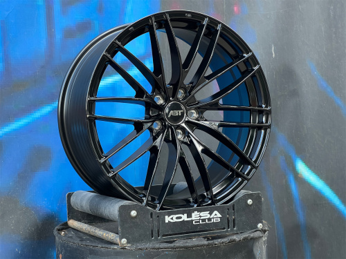 Комплект (4 шт) MS Wheels Q007 9j-20 5*112 ET35 d66,6 GB