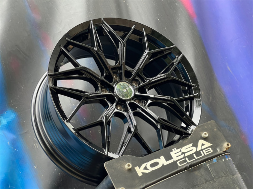 KoKo Wheels FF594 8j-18 5*114,3 ET38 d73,1 GB