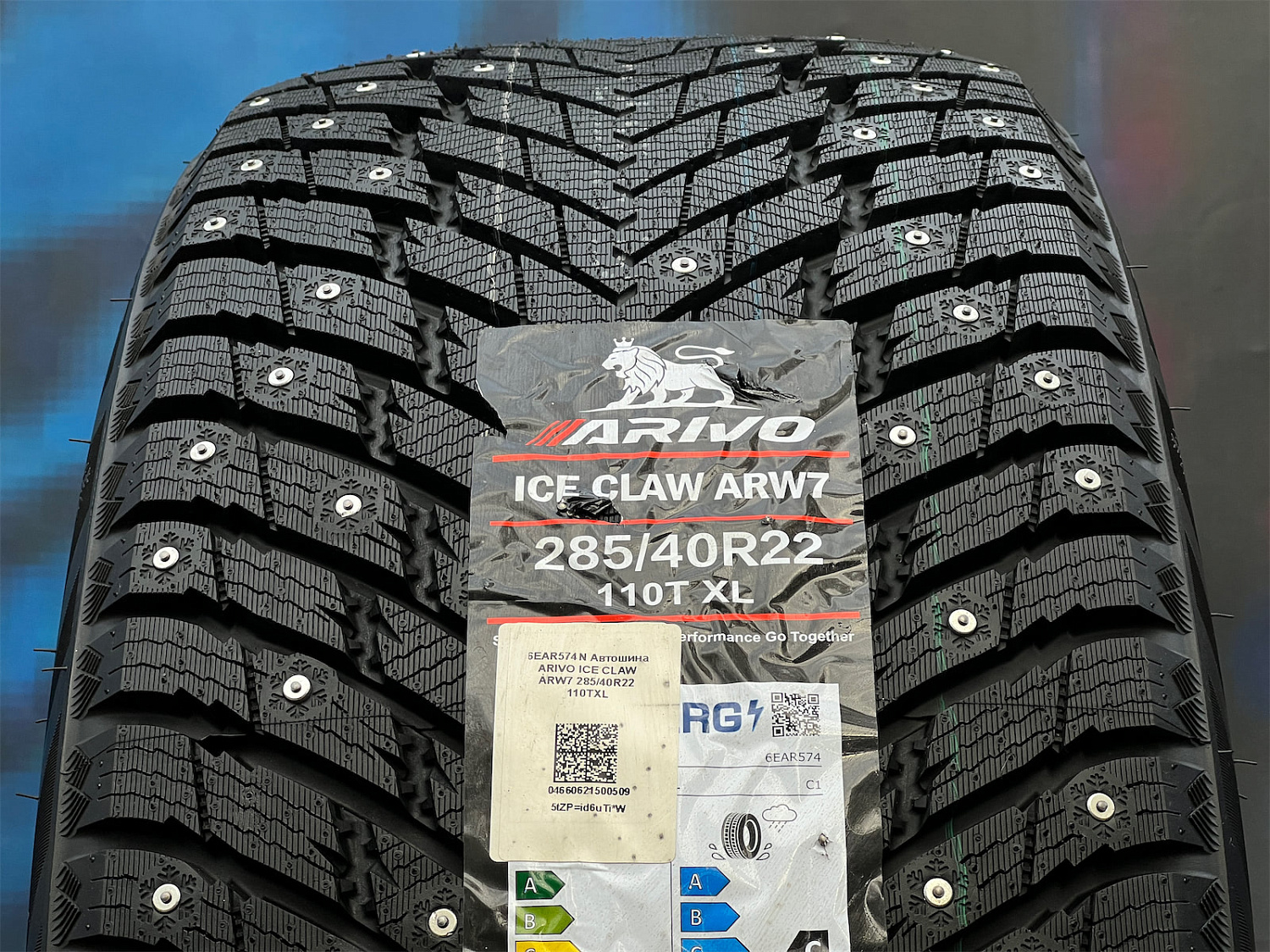 Arivo Ice Claw ARW7 285/40 R22 110T