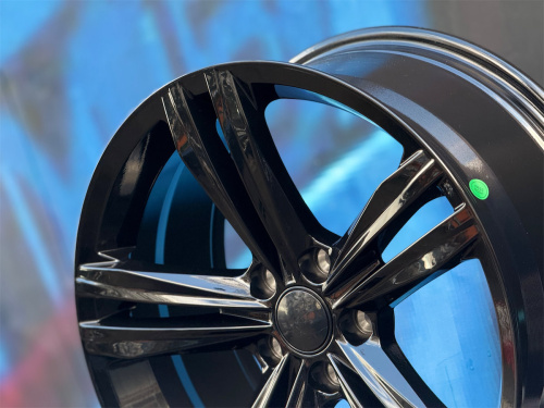 Комплект (4 шт) BW Wheels 3111 8j-18 5*112 ET35 d57,1 GB