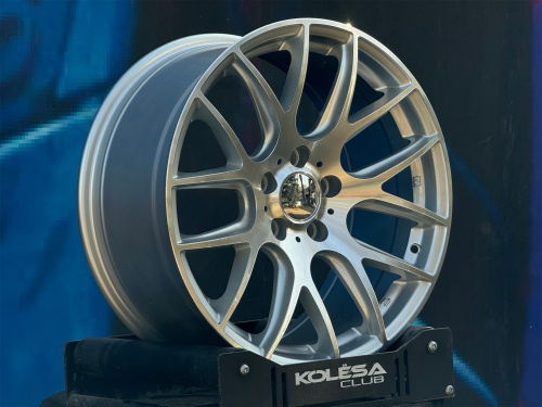 Комплект 3sdm Design D001 9j-20 5*120 et22 d74,1 и 10,5j-20 5*120 d74,1 SF