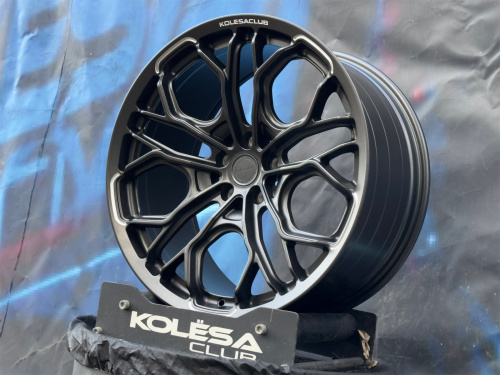 Комплект KC Wheels ART727 9j-20 5*112 et30 d66,6 и 10j-20 5*112 d66,6 SGM+WL+WF