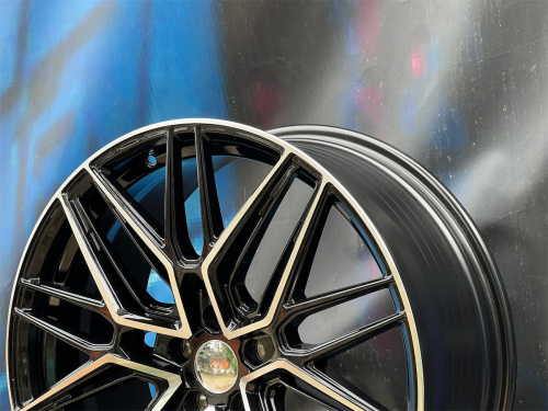 Комплект (4 шт) KoKo Wheels FF581 8,5j-20 5*108 ET35 d73,1 GBF