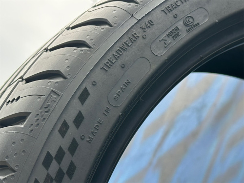 Michelin Pilot Sport 5 225/40 R19 93Y