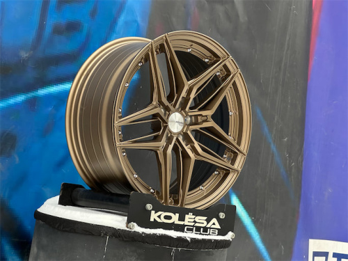 ADV.1 Design ADV510 8,5j-19 5*108 ET35 d73,1 MBr+CR