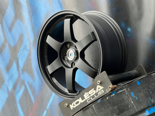 Комплект (4 шт) KoKo Wheels FF218 8j-18 5*114,3 ET38 d73,1 MB