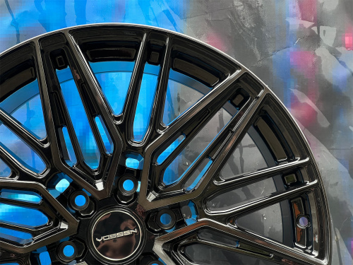 Комплект (4 шт) Sakura Wheels FF R157 9j-20 6*139,7 ET20 d110,1 MB