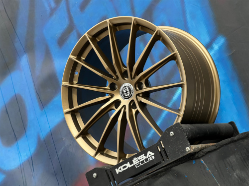 HRE Design P103 8,5j-19 5*112 ET35 d66,6 MBr