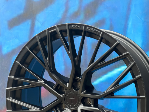 Комплект Titan Forged FA829 8,5j-20 5*112 et30 d66,6 и 9,5j-20 5*112 d66,6 MB