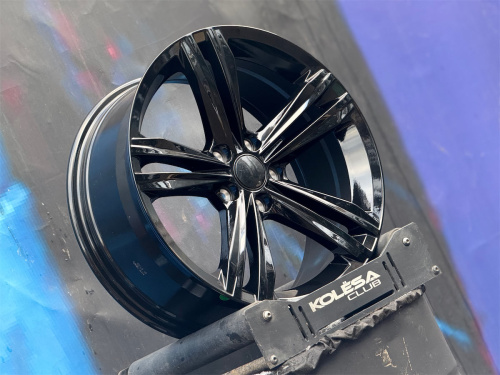 Комплект (4 шт) BW Wheels 3111 8j-18 5*112 ET35 d57,1 GB