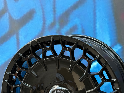 Комплект (4 шт) KC Wheels LX08 8,5j-20 5*139,7 ET35 d110,1 GB