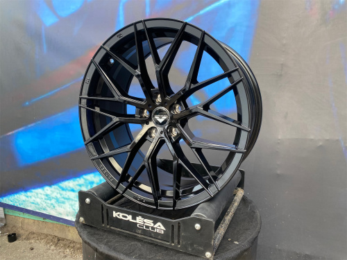 Комплект (4 шт) Vorsteiner Design VFF107 8j-17 5*100 ET38 d73,1 GB