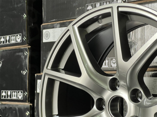 Комплект (4 шт) KC Wheels OEM 751 9j-20 5*127 ET35 d71,5 HB