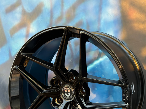 KC Wheels FF11 8,5j-19 5*114,3 ET35 d67,1 MB передние