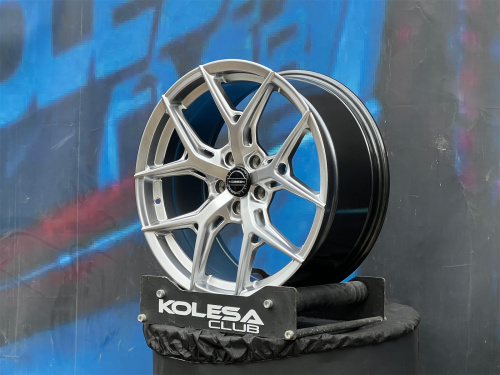 Комплект (4 шт) Vossen Design HF5 8,5j-19 5*108 ET35 d73,1 HS