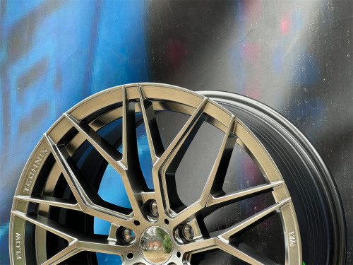 Koko Wheels FF211 8j-18 5*114,3 ET35 d73,1 TS