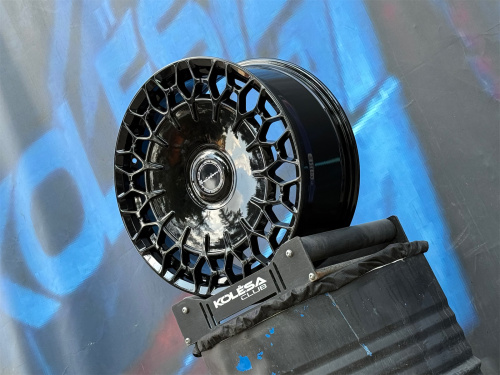 Комплект (4 шт) KC Wheels LX08 8,5j-20 5*139,7 ET35 d110,1 GB