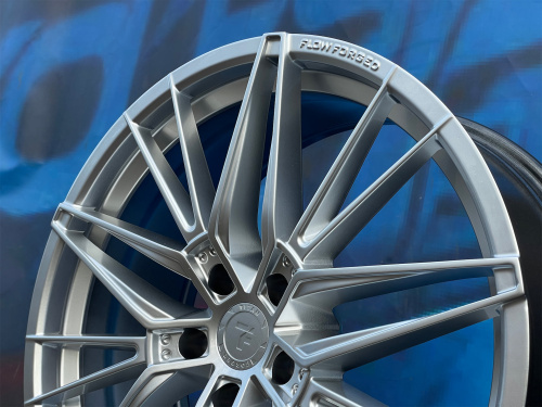 Titan Forged FA830 8,5j-20 5*114,3 ET35 d73,1 HS