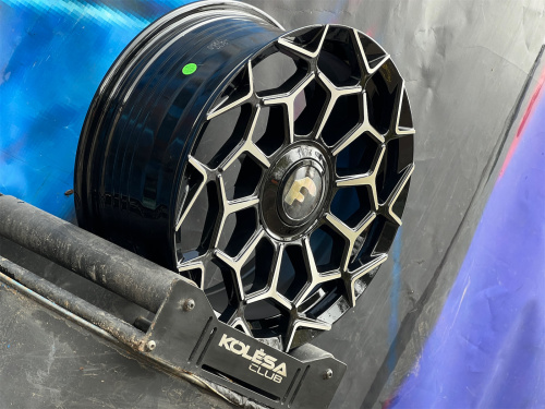 Комплект (4 шт) KC Wheels KF65 7,5j-17 4*98 ET38 d73,1 GBF