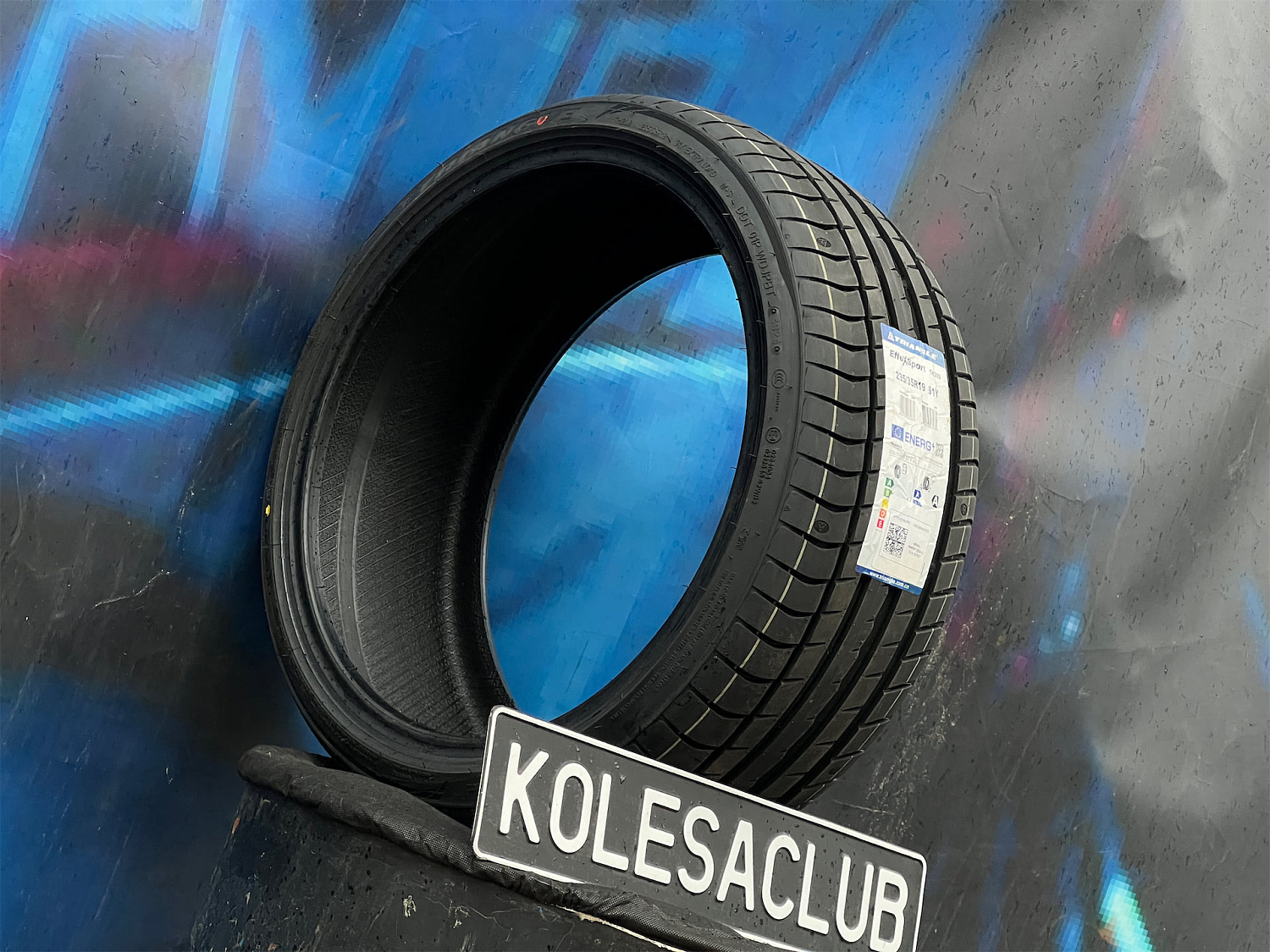 Triangle TH202 235/35 R19 91Y