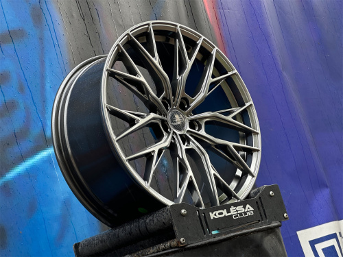Комплект (4 шт) 305Forged Design UF165 8,5j-19 5*108 ET35 d73,1 HB