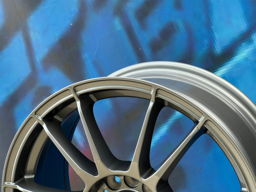 OZ Racing Design Ultraleggera 7,5j-17 5*114,3 ET45 d73,1 GG