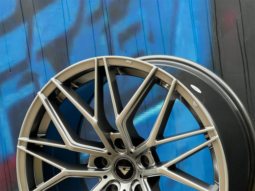 Vorsteiner Design VFF107 8,5j-19 5*114,3 ET38 d73,1 HB