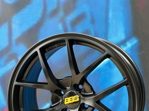 BBS Design RI-D 7,5j-17 4*100 ET40 d73,1 MB