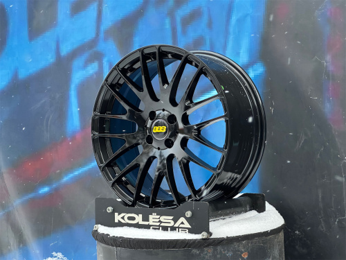 BBS Design RN 7,5j-18 4*100 ET42 d73,1 GB