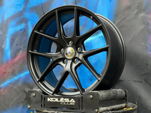 Комплект (4 шт) KoKo Design SL547 8j-18 5*105 ET38 d56,6 MB