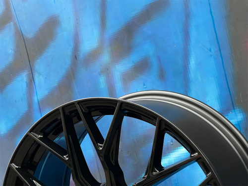 KC Wheels 266 8,5j-20 5*108 ET35 d63,3 GB