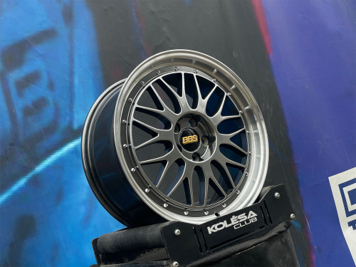 Комплект (4 шт) KC Wheels LM 8j-18 5*108 ET35 d73,1 HBPL