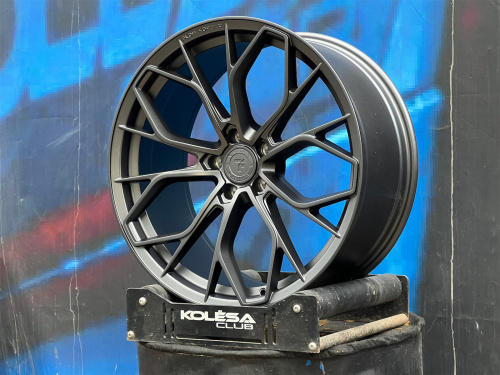 Комплект Titan Forged FA832 9,5j-20 5*112 et40 d66,6 и 8,5j-20 5*112 d66,6 MG