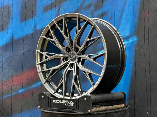 Комплект (4 шт) 305Forged Design UF165 8,5j-19 5*108 ET35 d73,1 HB