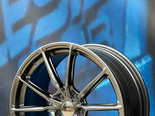 KC Wheels FF593 8,5j-19 5*114,3 ET38 d73,1 HS