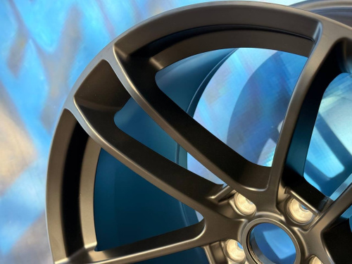 MS Wheels 8006 9,5j-20 5*115 ET18 d71,5 MB передние