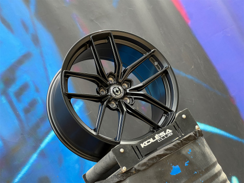 HRE Design FF21 8,5j-19 5*112 ET35 d66,6 MB передние