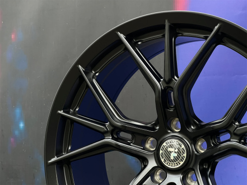 Комплект (4 шт) Titan Forged FA799 8,5j-20 5*114,3 ET35 d73,1 MB