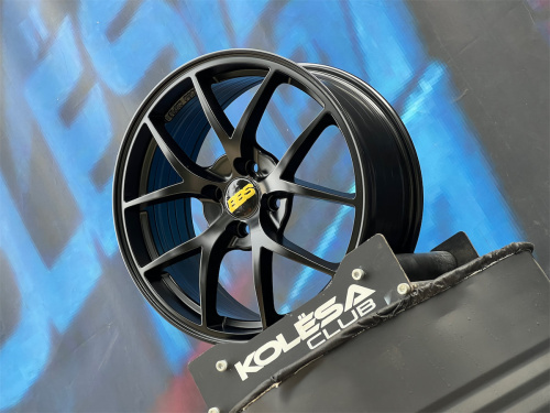 BBS Design RI-D 7,5j-17 4*100 ET40 d73,1 MB