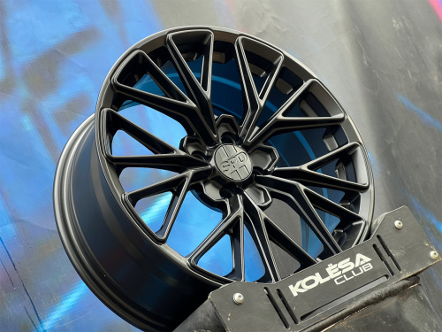 HRE Design FF28 7,5j-17 4*100 ET38 d73,1 MB