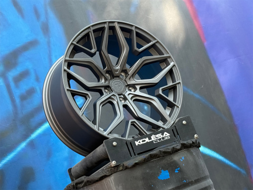 Комплект Titan Forged FA753 9,5j-19 5*112 et35 d66,6 и 8,5j-19 5*112 d66,6 MG