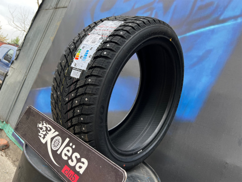 Комплект (4 шт) Arivo Ice Claw ARW7 245/40 R18 97T
